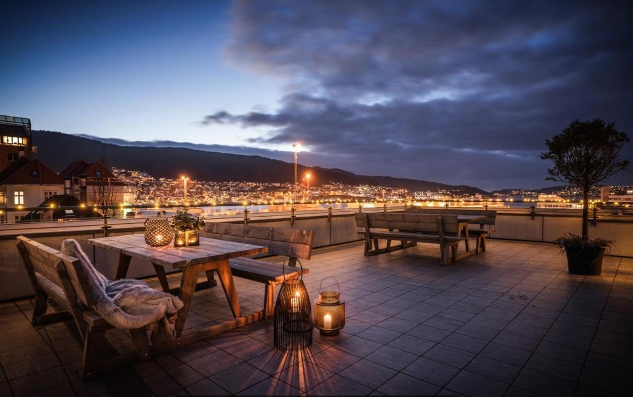 Appartamento Penthouse With Private Balcony In The City Centre Of Bergen Esterno foto